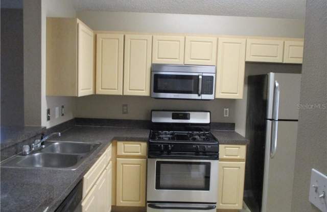 6719 SUMMER COVE DRIVE Gallery 4