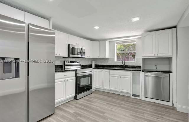2701 NW 18th Ter photos photos 2701 NW 18th Ter photos photos
