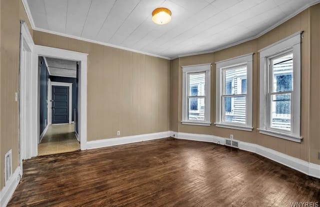 170 Hedley Place Gallery 3