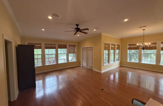 464 White Blossom Trail Gallery 2
