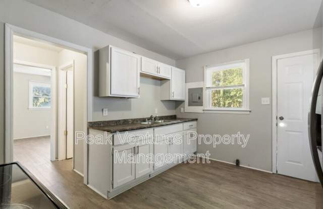 135 Westover Dr Gallery 4