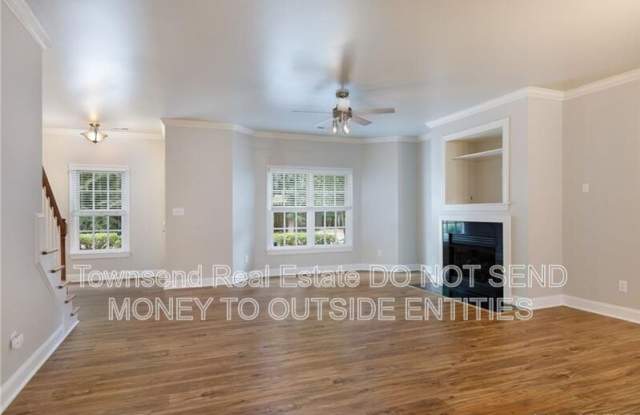 320 Glenburney Gallery 3