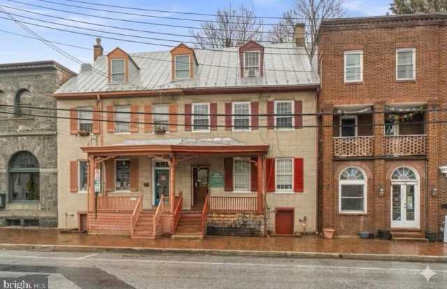 8298 MAIN Gallery 1