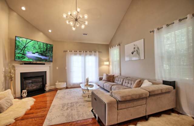 15 Manderley Way - 15 Manderley Way, Arden, NC 28704