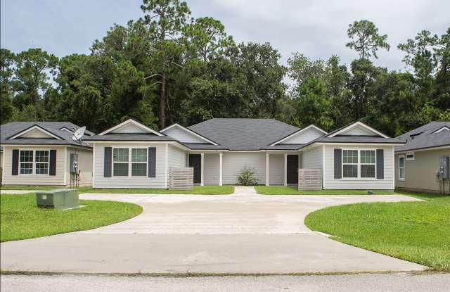 SPECIALS: *WAIVED $250 Admin Fee (app. fee not incl.); REDUCED RATE ON THIS 18mo LEASE (15mo  12mo also available) - 115 Plantation Point Drive, St. Johns County, FL 32084