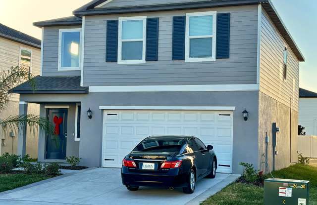 2255 Blue Grosbeak Place - 2255 Blue Grosbeak Place, Wimauma, FL 33598