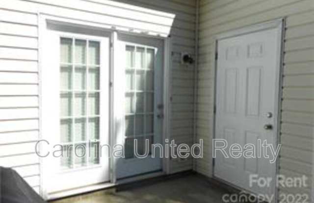 1726 Forest Side Ln Gallery 4