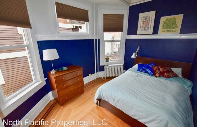 521 16th Ave E #8 Gallery 2