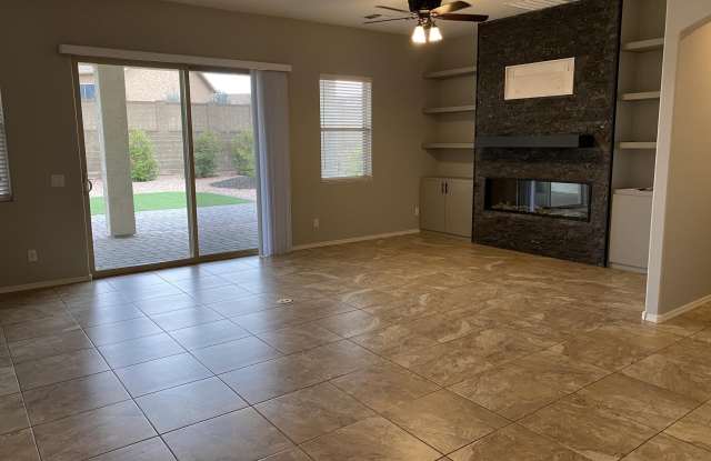6407 E Sutton Trail Gallery 2