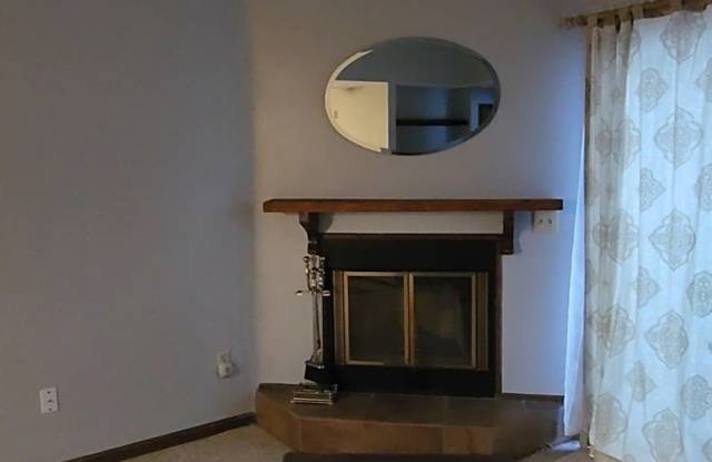 33 Baxter Road Gallery 2