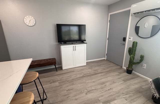 11210 West Pueblo Court - B Gallery 2
