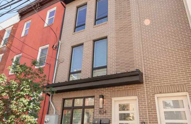 1524 Catharine St #Unit B photos photos