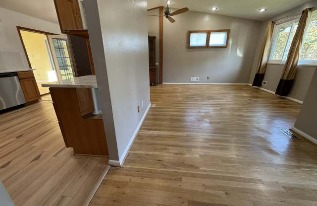 1510 Tieman Dr photos photos