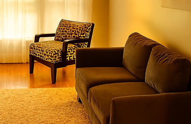 123 Whittier Avenue photos photos