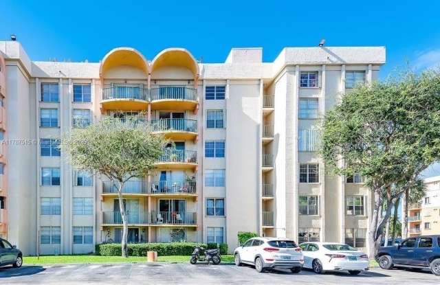9350 Fontainebleau Blvd photos photos