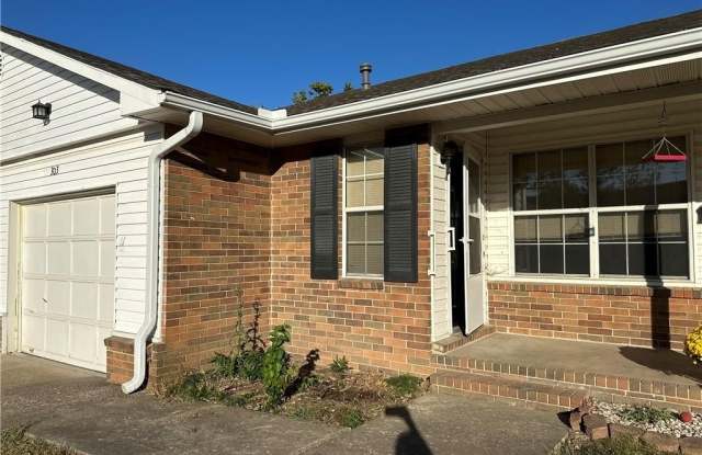 303 11th  PL - 303 South 11th Place, Rogers, AR 72756