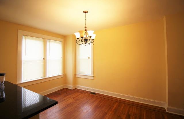 HUGE 5 BEDROOM HOME ACCEPTING 4 BEDROOM VOUCHER AND $99 SECURITY DEPOSIT! Gallery 3
