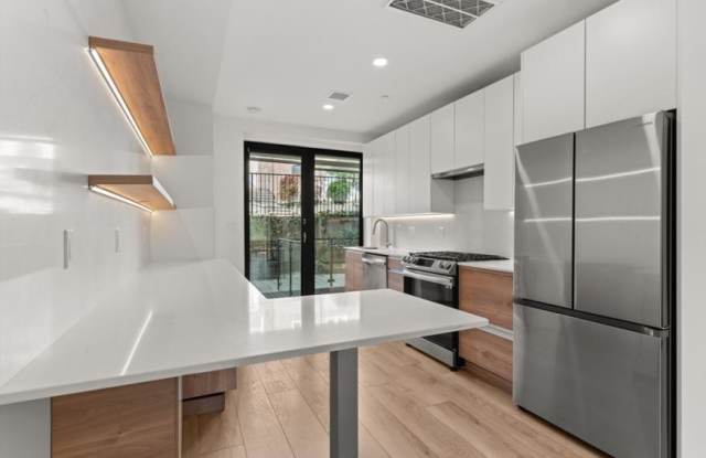1580 Beacon St. photos photos