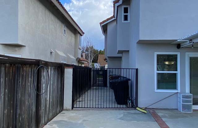 15530 Oakflats Road Gallery 3