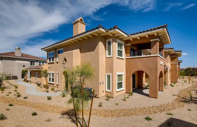 Luxury 3-Bedroom Condo in Gated Summerlin Community – Minutes from Downtown Summerlin & Red Rock Gallery 3