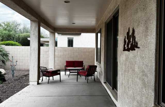 2572 N 165TH Drive Gallery 3
