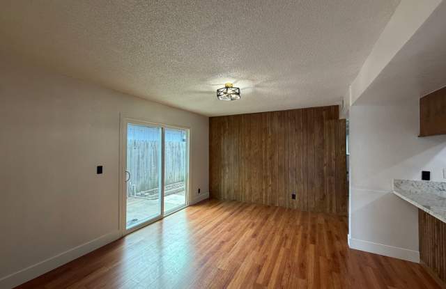 Fully Renovated 2-Bedroom Home with Spacious Backyard – Move-In Ready in Sacramento Gallery 4