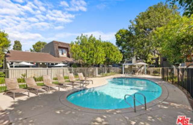 13360 Maxella Avenue Gallery 1