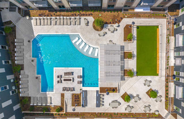 Luxia Preston photos photos