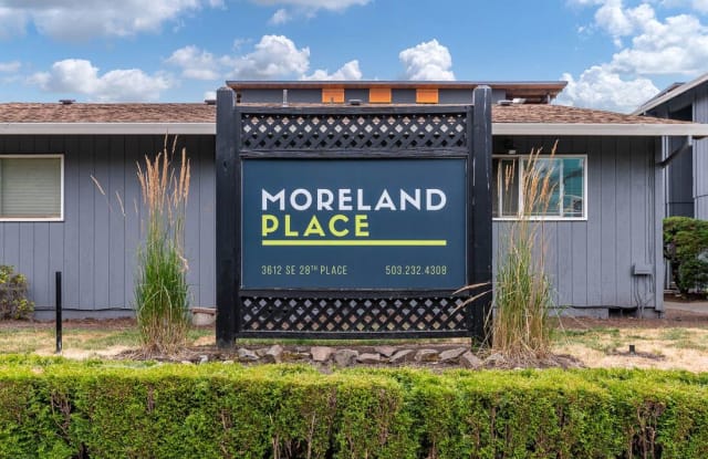 Moreland Place photos photos