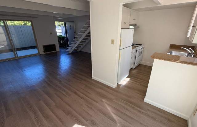Danville Court Apartments Gallery 3