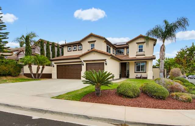 Beautifully Upgraded 6-Bedroom Oceanside Home ~ 10 minutes to the Beach photos photos