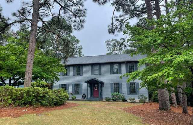 Spacious 4-bedroom, 2.5-bath home located in the desirable Sandhurst neighborhood! photos photos
