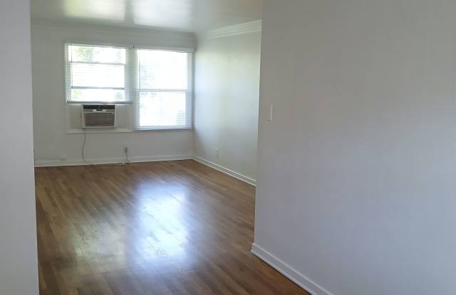 7460 Hollywood Boulevard - 7460 Hollywood Boulevard, Los Angeles, CA 90046