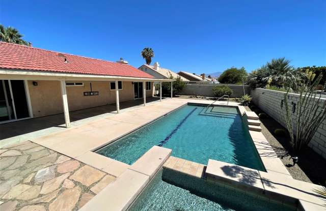 3+ bedroom, 2 bath pool and spa home - 30399 Sterling Road, Cathedral City, CA 92234