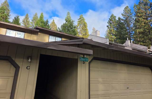 Spacious 3 Bedroom, 2.5 Bath Townhome in Wi Wuk, CA photos photos