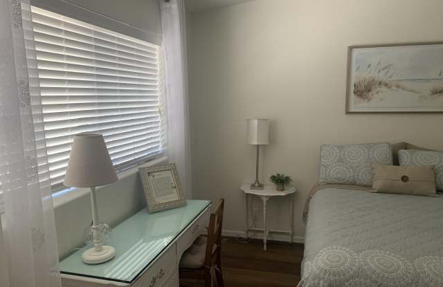 2095 Mesquite Ave - Lake Havasu City, AZ apartments for rent