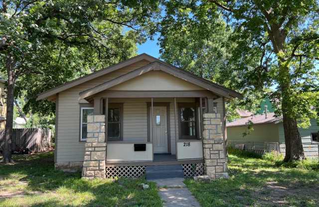 Remodeled Like New 2 Bedroom 1 Bath photos photos