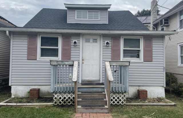 84 Pineview Avenue Gallery 1