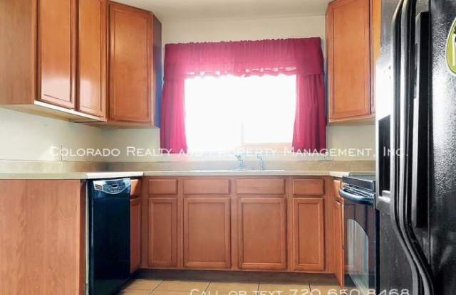 10865 Mildred Dr - 10865 Mildred Drive, Northglenn, CO 80233