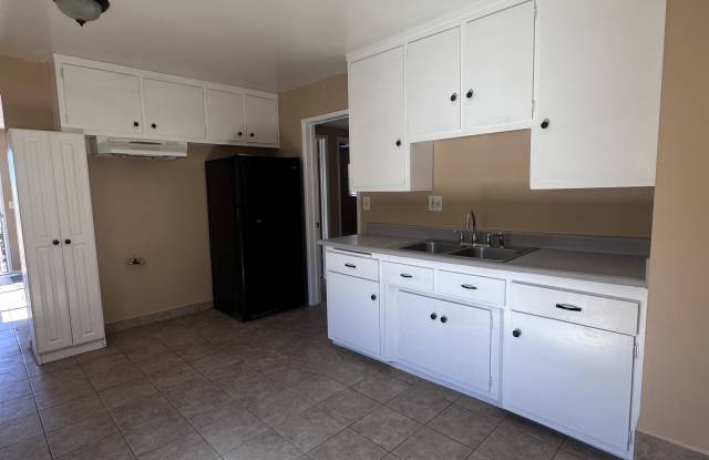 5422 Bishop St photos photos