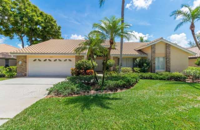 8221 Shadow Pine Way - 8221 Shadow Pine Way, Vamo, FL 34238