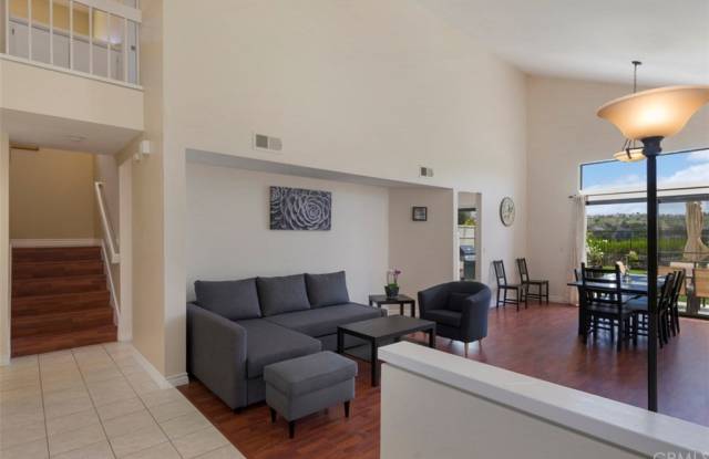 24522 Via Del Oro Gallery 4