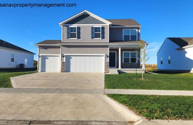 Fantastic Single-Family Home w/ 3 Car Garage - Ankeny photos photos
