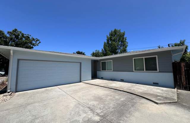 Stunning 3/2 Cambrian / Los Gatos border, Remodeled Interior, Spacious Backyard photos photos
