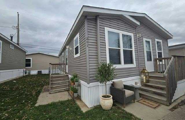 241 Bunting Lane photos photos