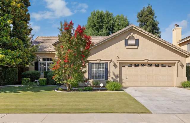 SW-Bakersfield 4 bedrooms+ office 2 - 7517 Sutters Mill Street, Bakersfield, CA 93313