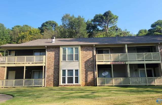 4988 Seven Pine Circle - 4988 7 Pine Circle, Huntsville, AL 35816