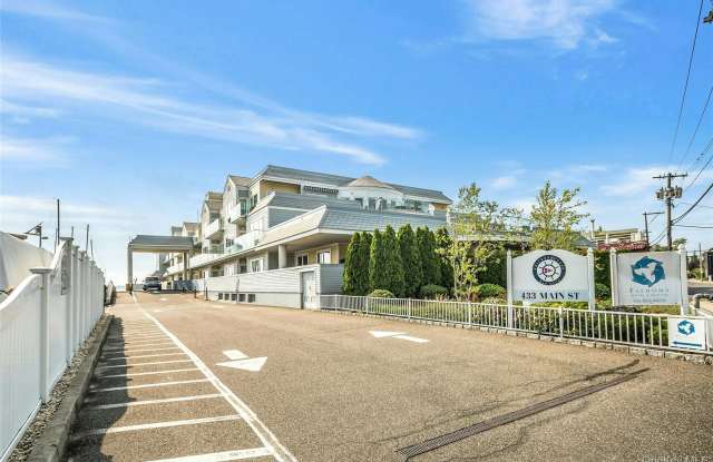 433 Main Street unit: 203 - 433 Main Street, Port Washington, NY 11050