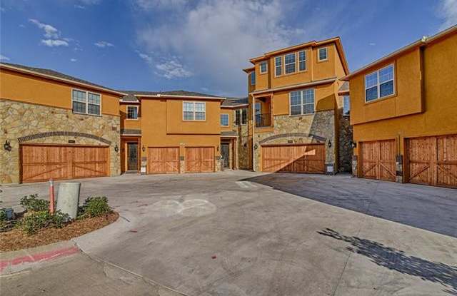 2660 Villa Di Lago - 2660 Villa Di Lago, Grand Prairie, TX 75054