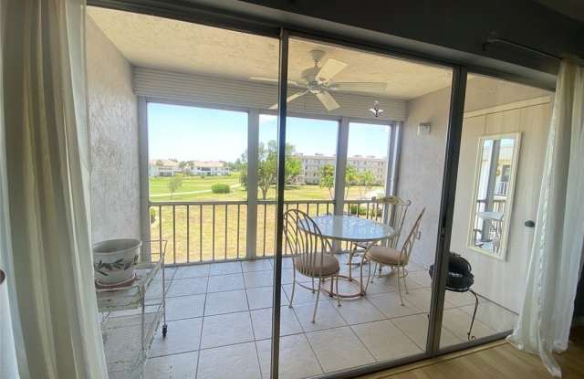 1624 Pine Valley Drive unit: 302 photos photos